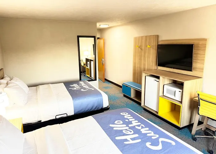 Lincoln Hotels