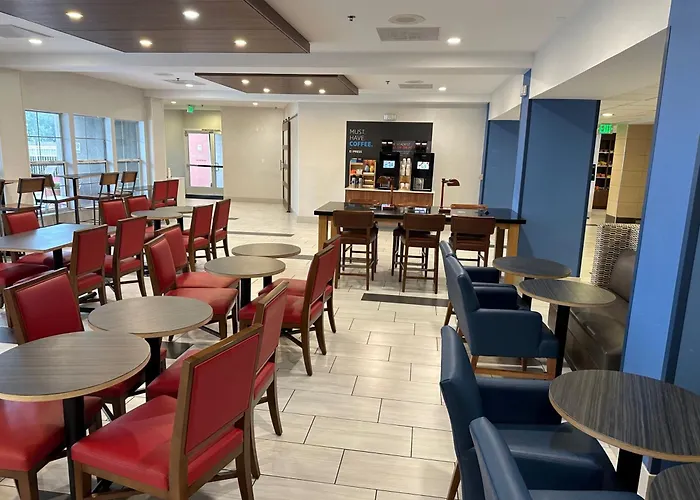 Tracy Hotels