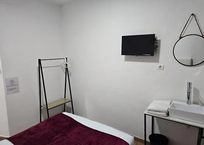 ROOMS Los MONTES