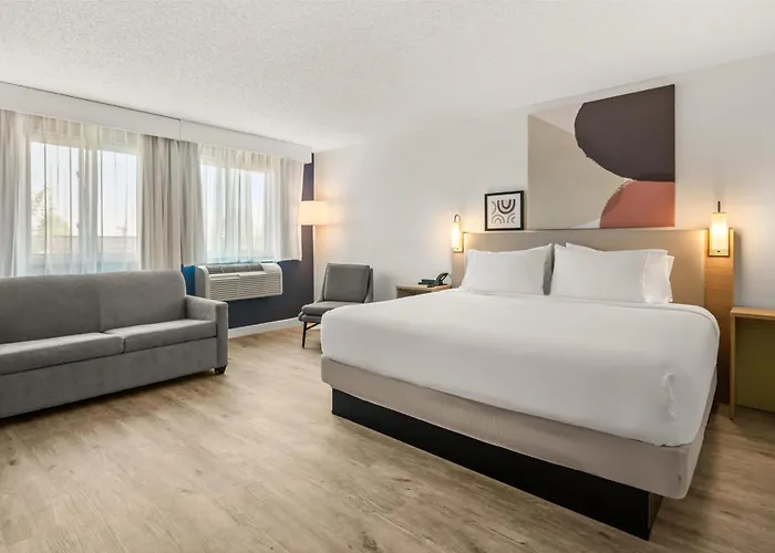 Spark By Hilton Eden Prairie