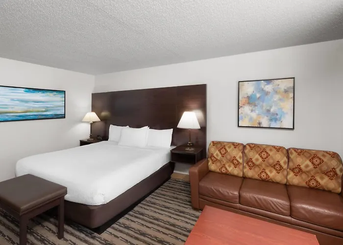 Endeavor Inn & Suites, Trademark Collection By Wyndham Topeka