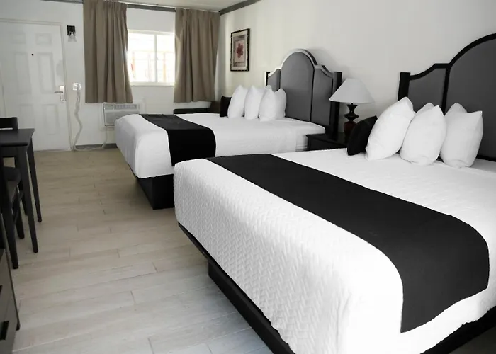 Holiday Isles Resort