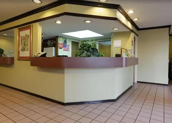 Americas Best Value Inn Yukon