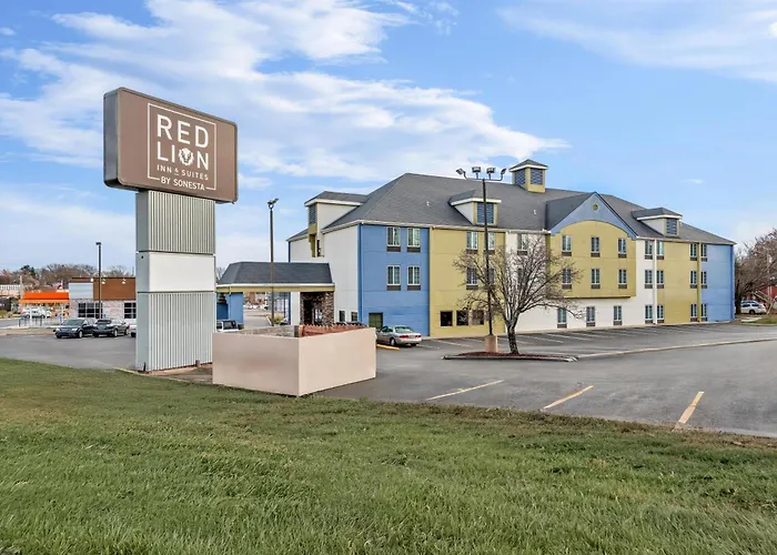 Red Lion Inn & Suites Blue Springs
