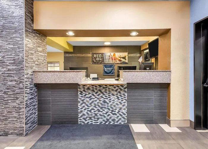 Red Lion Inn & Suites Blue Springs
