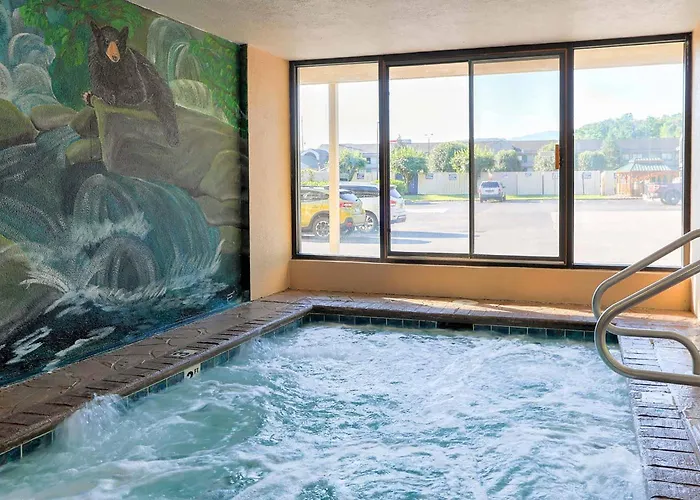 Comfort Inn & Suites At Dollywood Lane Pigeon Forge
