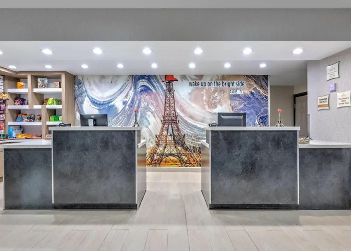 Paris Hotels