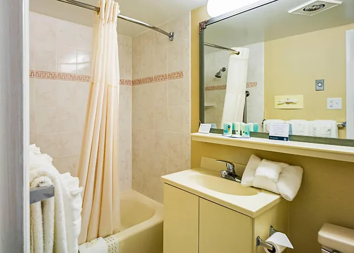 Quality Inn Oceanfront Ocean City