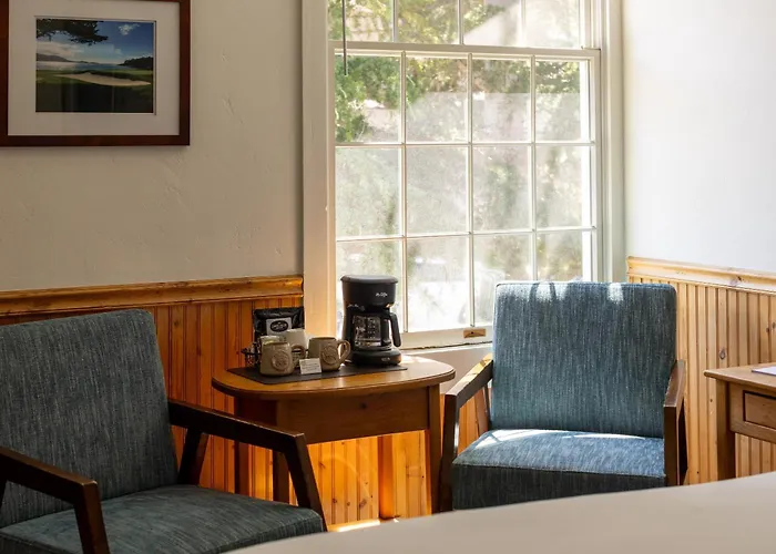 Carmel Fireplace Inn