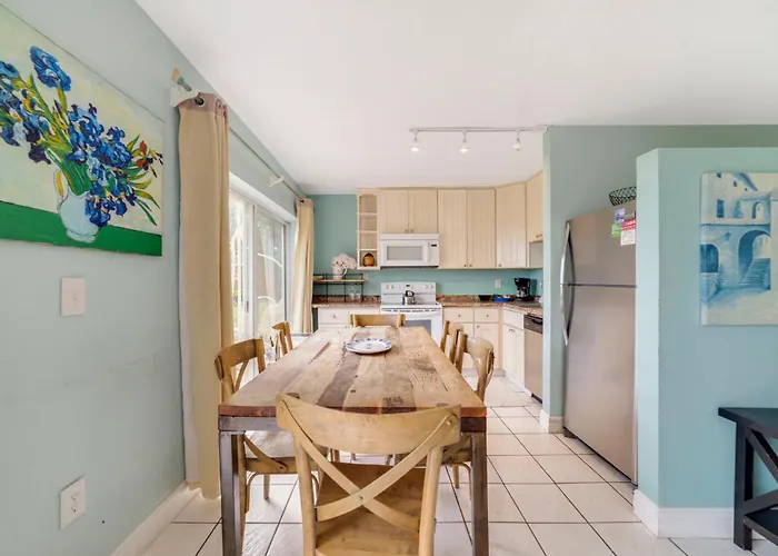 Beach Place Guesthouses Cocoa Beach