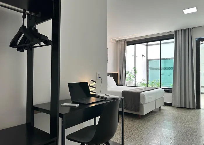 Status Elegance Hotel (Adults Only)