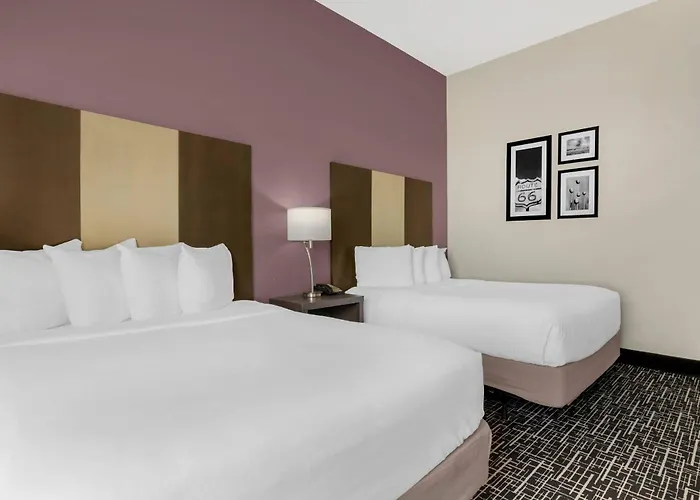 Comfort Inn & Suites
