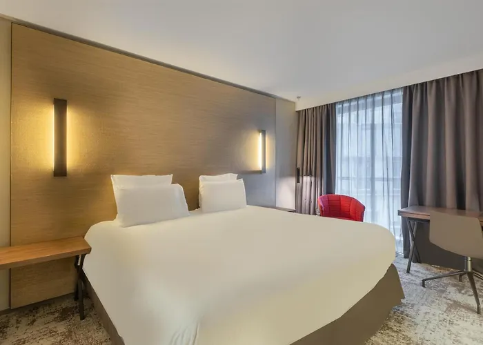 Radisson Blu CDG Airport Terminal Hotel, Paris Le Mesnil-Amelot