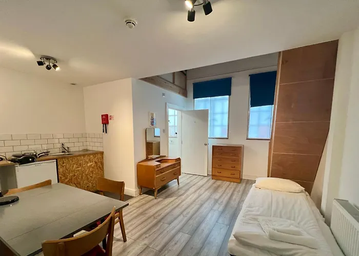 Green Rooms London