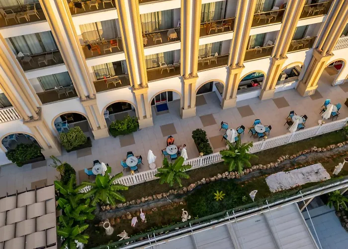 Jadore Deluxe Hotel & Spa Ultra All Inclusive Side