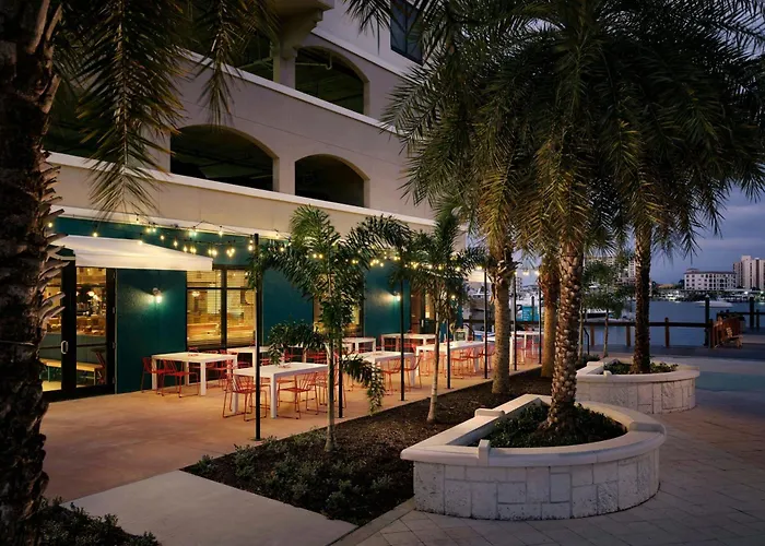 Courtyard By Marriott Clearwater Beach