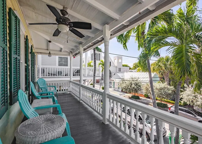 Curry House - Rooms 3 & 4 Key West