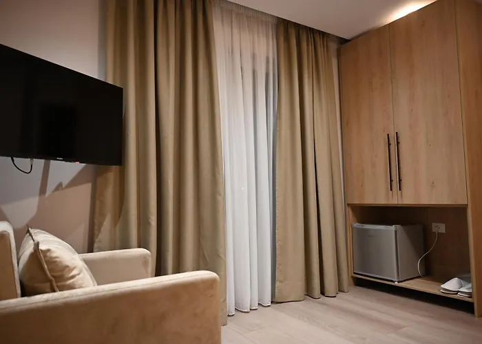 Pogradec Hotels
