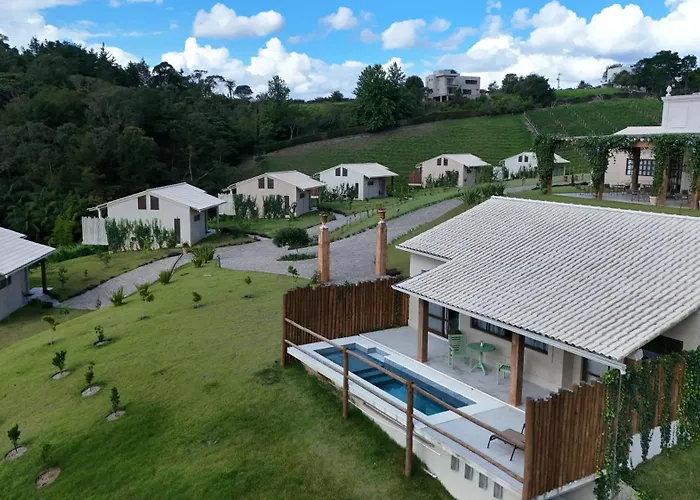 Quinta dos Manacás Pousada - Pedra Azul - Rota dos Lagos