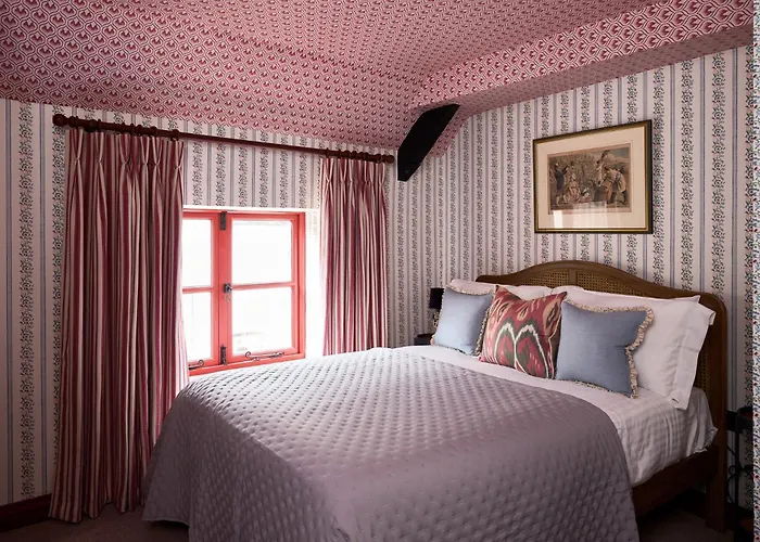 Malmesbury Hotels
