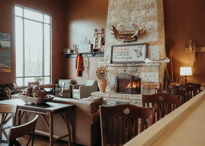 Pewaukee Hotels