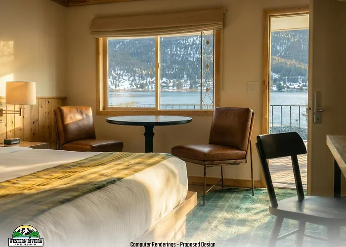 Western Riviera Lakeside Lodging