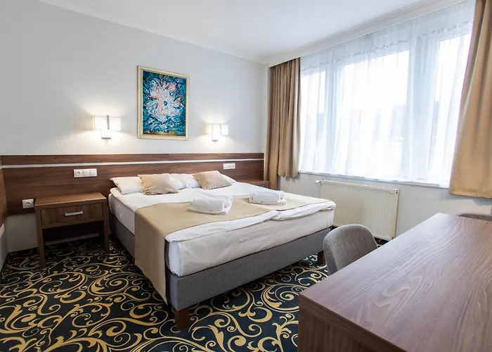 Hotels in Tatabánya