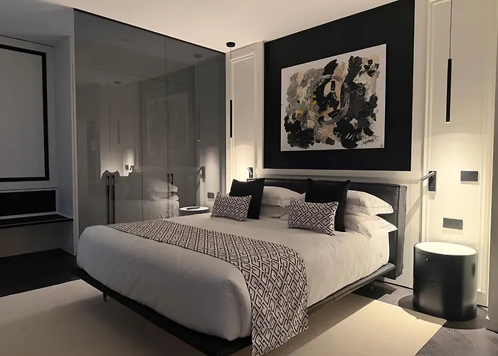 Duomo Hotel & Apartments