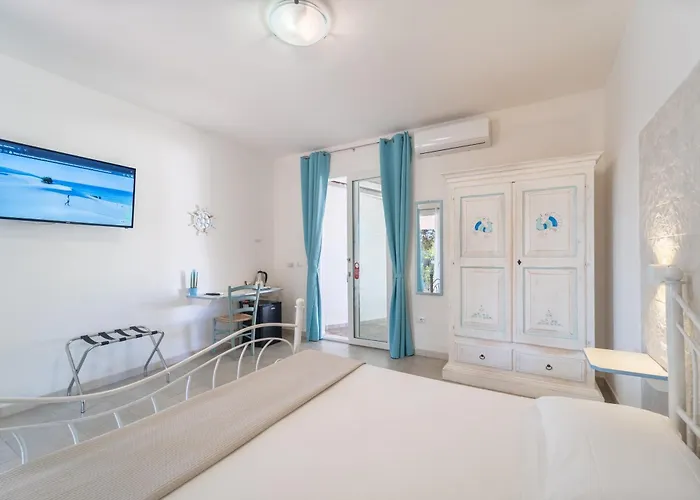 Angolo Mare Apartments&Rooms