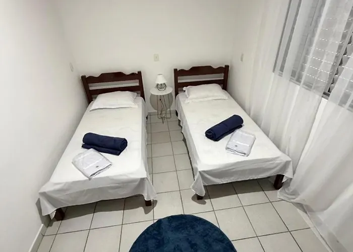 Hotéis de Sao Lourenco da Serra