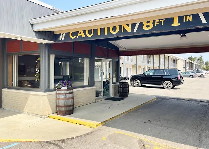Tecumseh Hotels