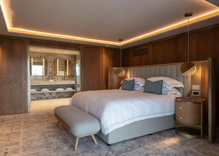 The Europe Hotel & Resort Fossa
