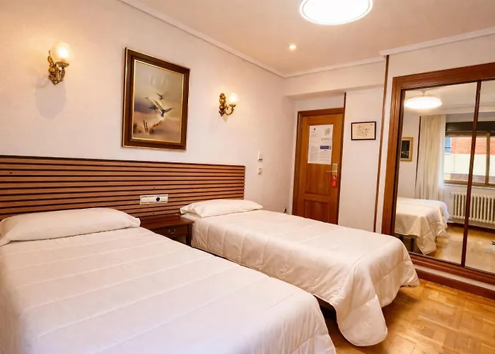 Hotel Castellano I