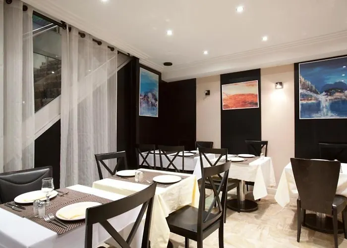 Hotel Lebron Parigi