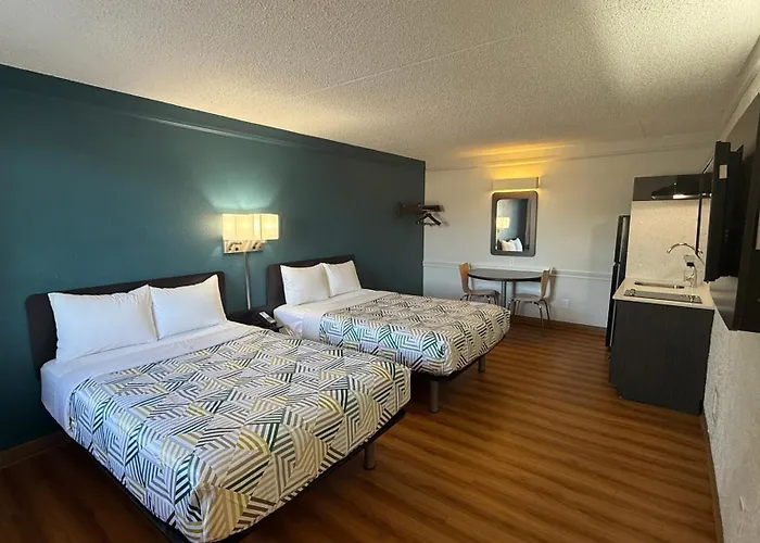 Motel 6-Beaumont, Tx