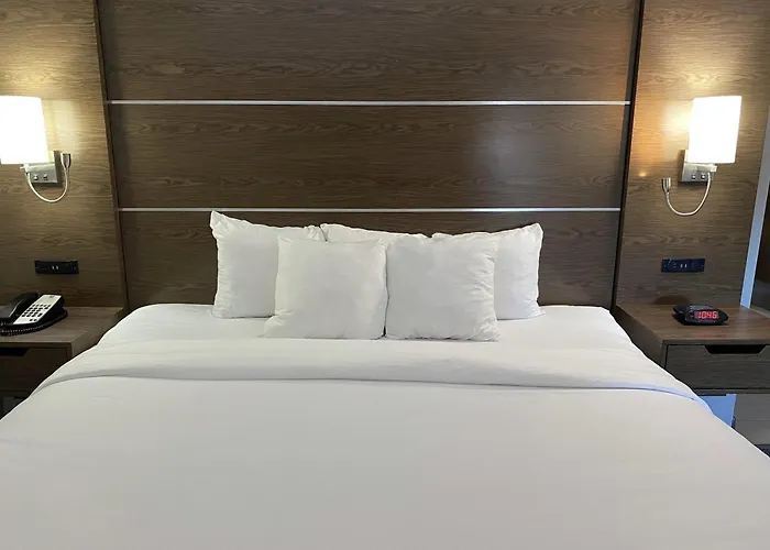 Scottsboro Hotels
