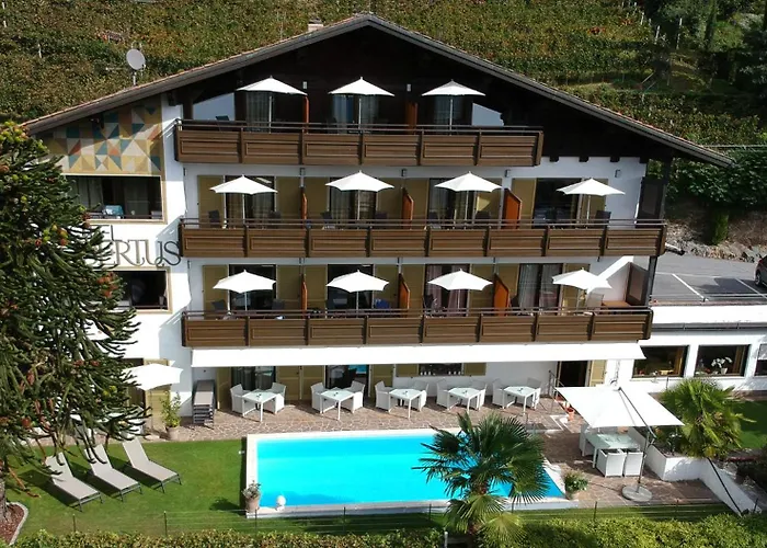 Hotel Garni Hubertus Dorf Tirol