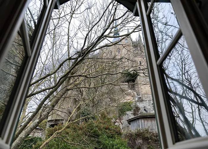 La Mère Poulard Mont St. Michel