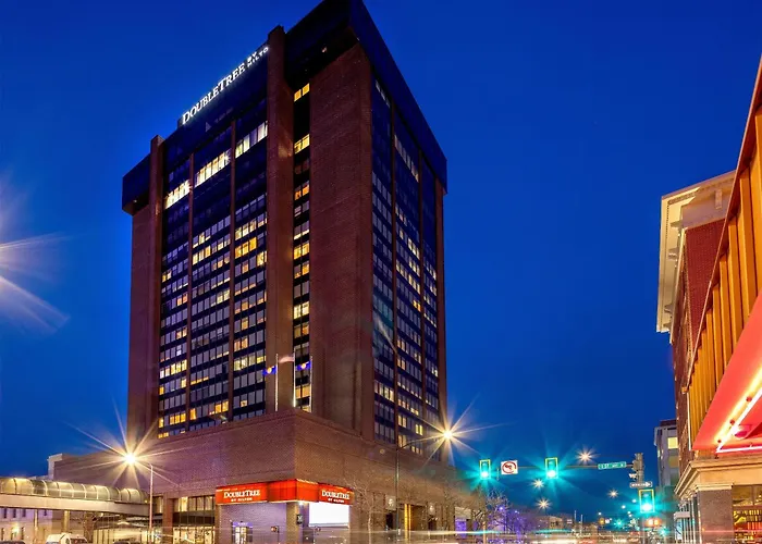 Doubletree By Hilton Billings Hotel