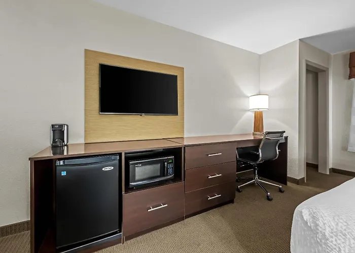Winfield Hotels