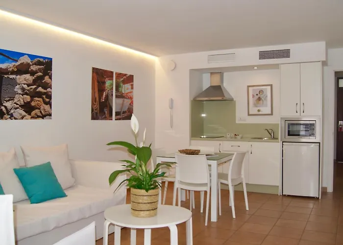 Apartamentos Llobet Ibiza