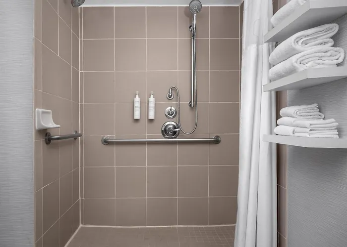 Hampton Inn & Suites Denver-Cherry Creek