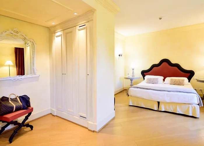 Siri Hotel Fano