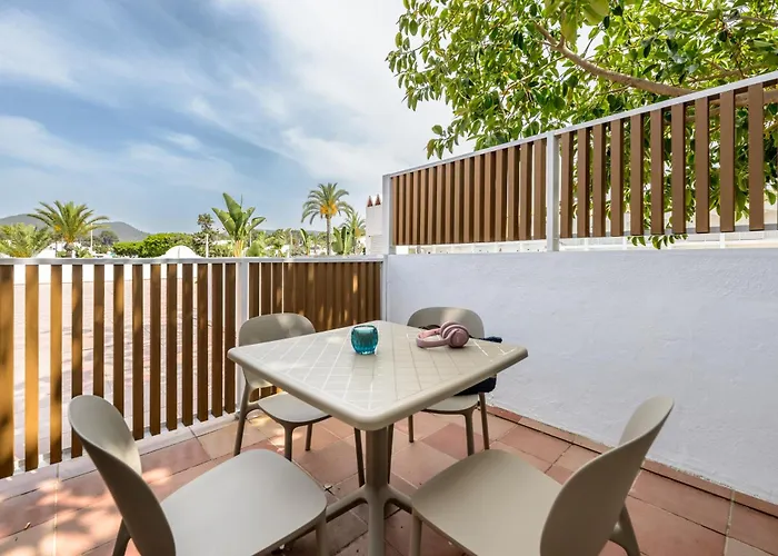 Hoteles en Cala Tarida (Ibiza)
