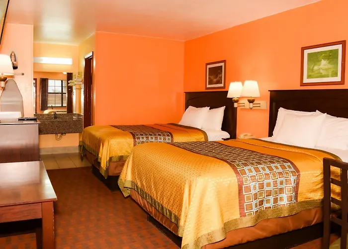 Goliad Hotels