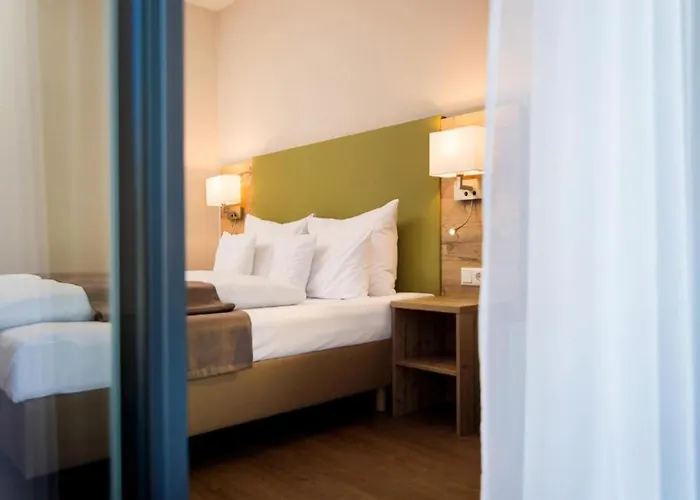 Hotels in Leutershausen (Bavaria)
