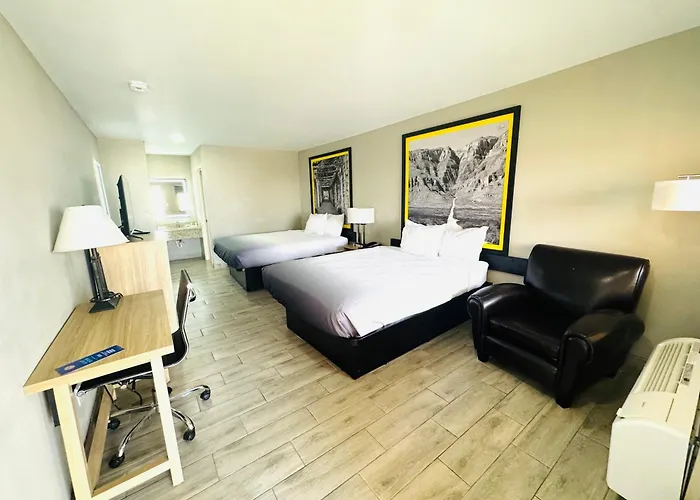 Super 8 By Wyndham Corpus Christi Hotel