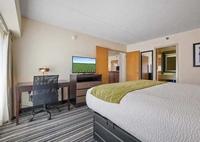 Huron Hotels