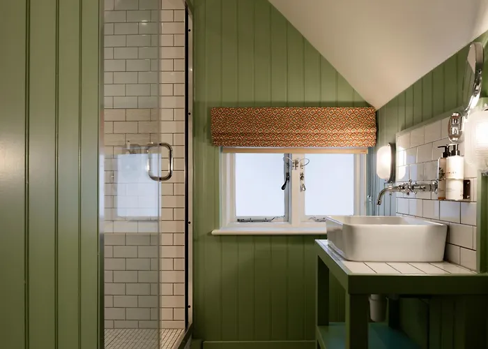 Cookham Hotels