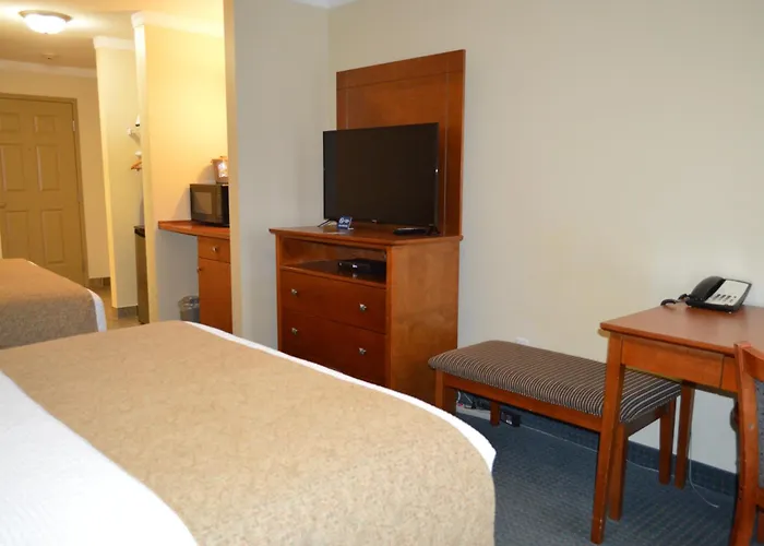 Hotels in Jasper National Park